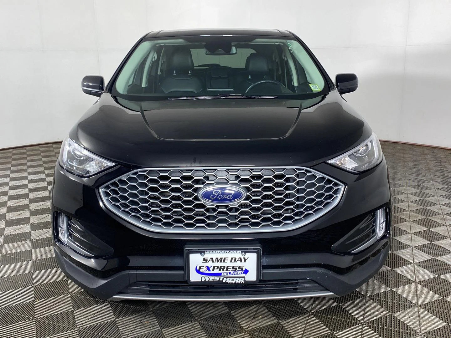 Used 2023 Agate Black Ford SEL image 25