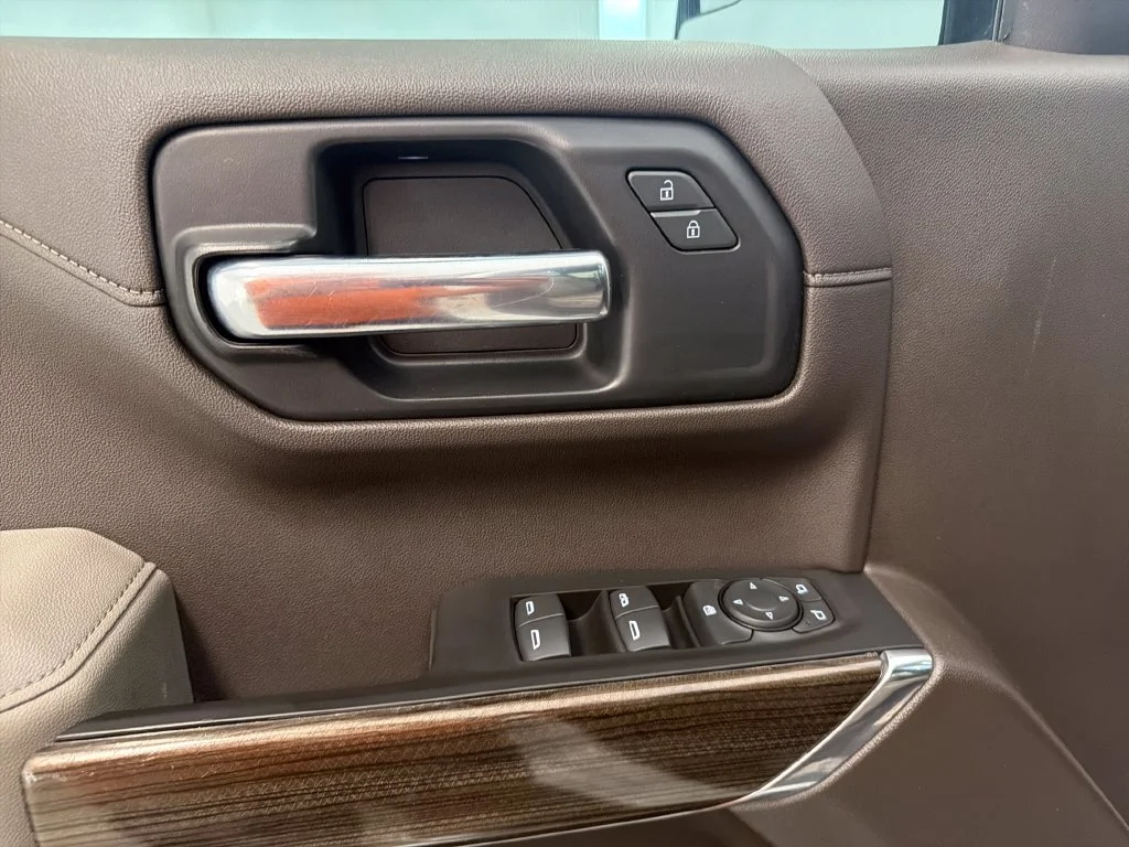 Used 2020 White Chevrolet RST image 12