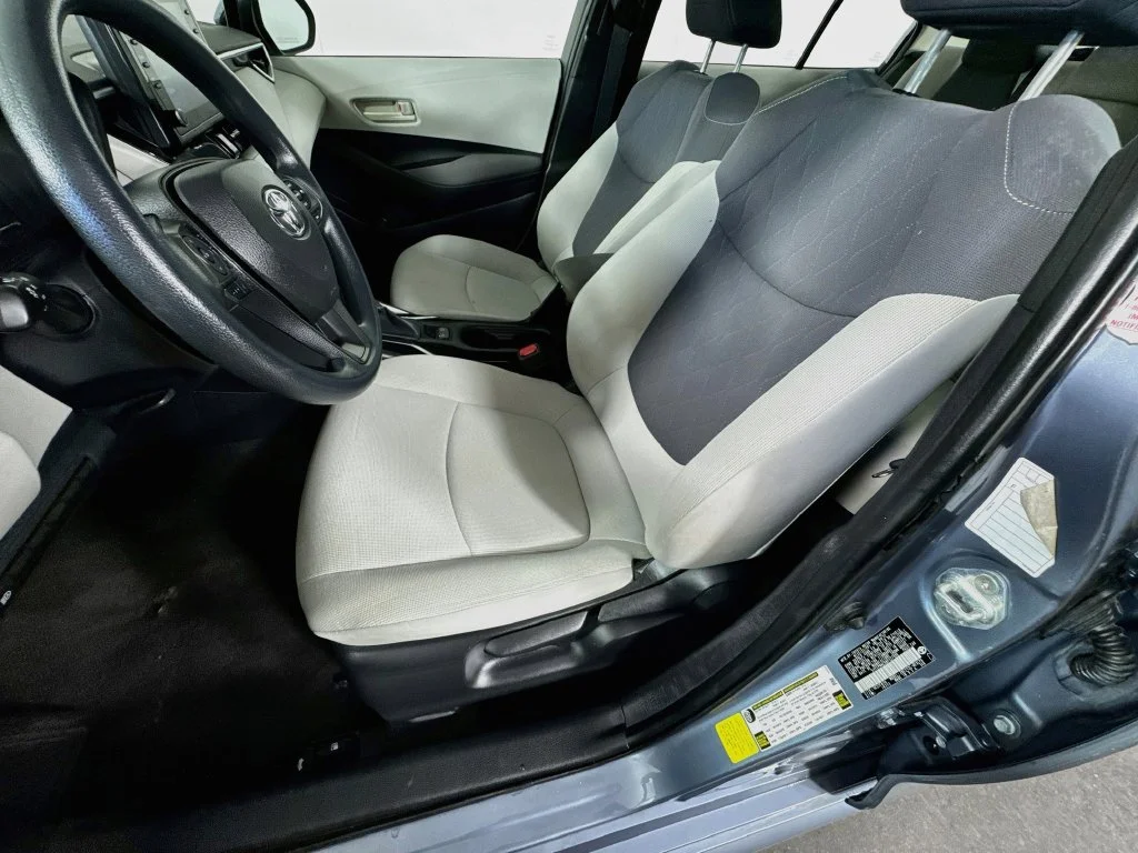 Used 2022 Celestite Toyota LE image 24