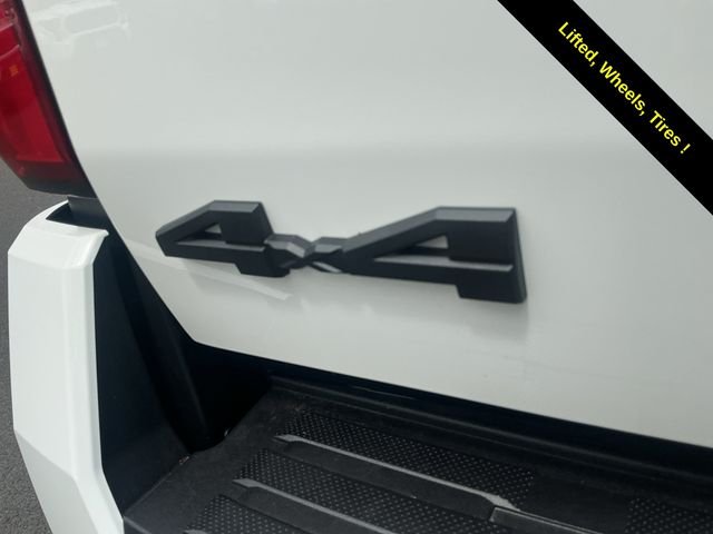 2026 Toyota Tacoma SR5 - Photo 32