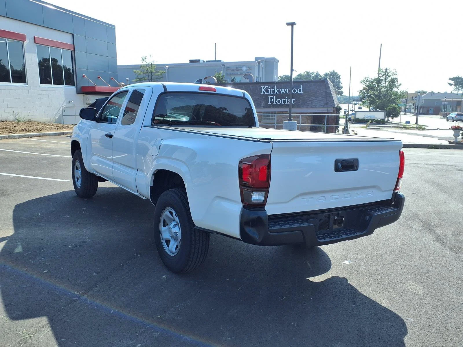 Certified Used 2022 White Toyota SR image 24