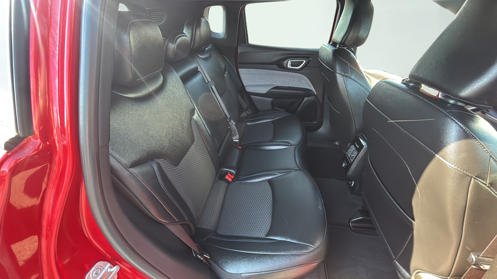 Used 2025 Red Jeep Latitude image 35