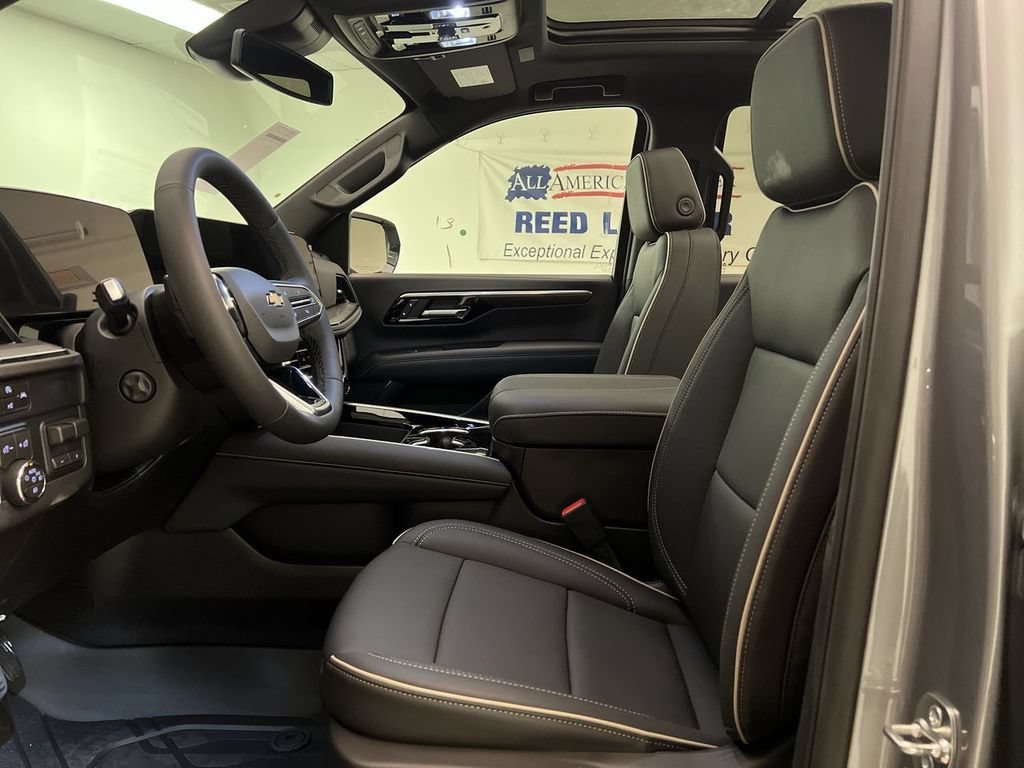 2026 Chevrolet Tahoe Premier - Photo 11