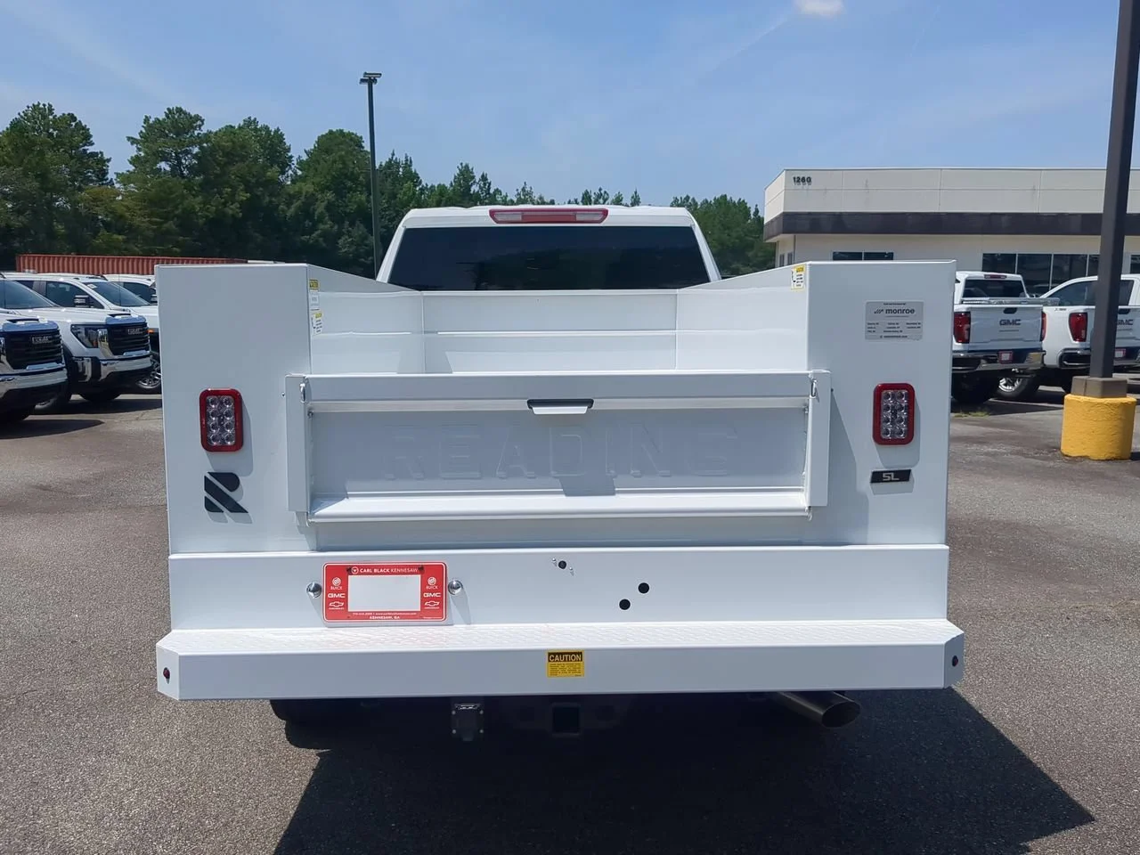 New 2026 Summit White GMC Pro image 7