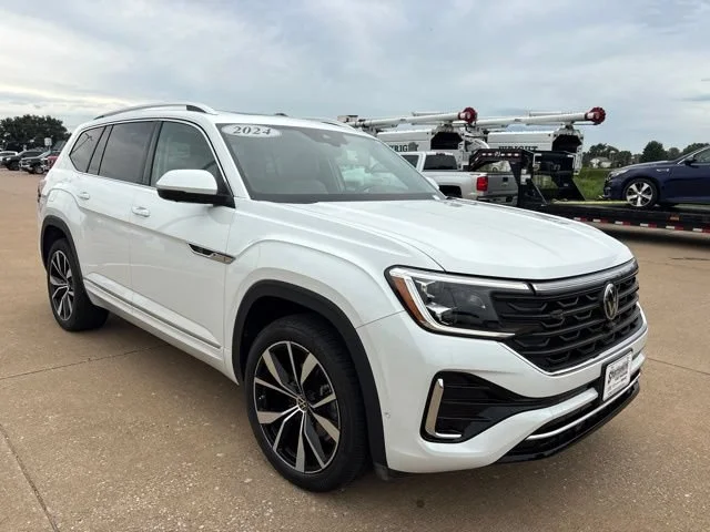 2024 Volkswagen Atlas 2.0T SEL Premium R-Line