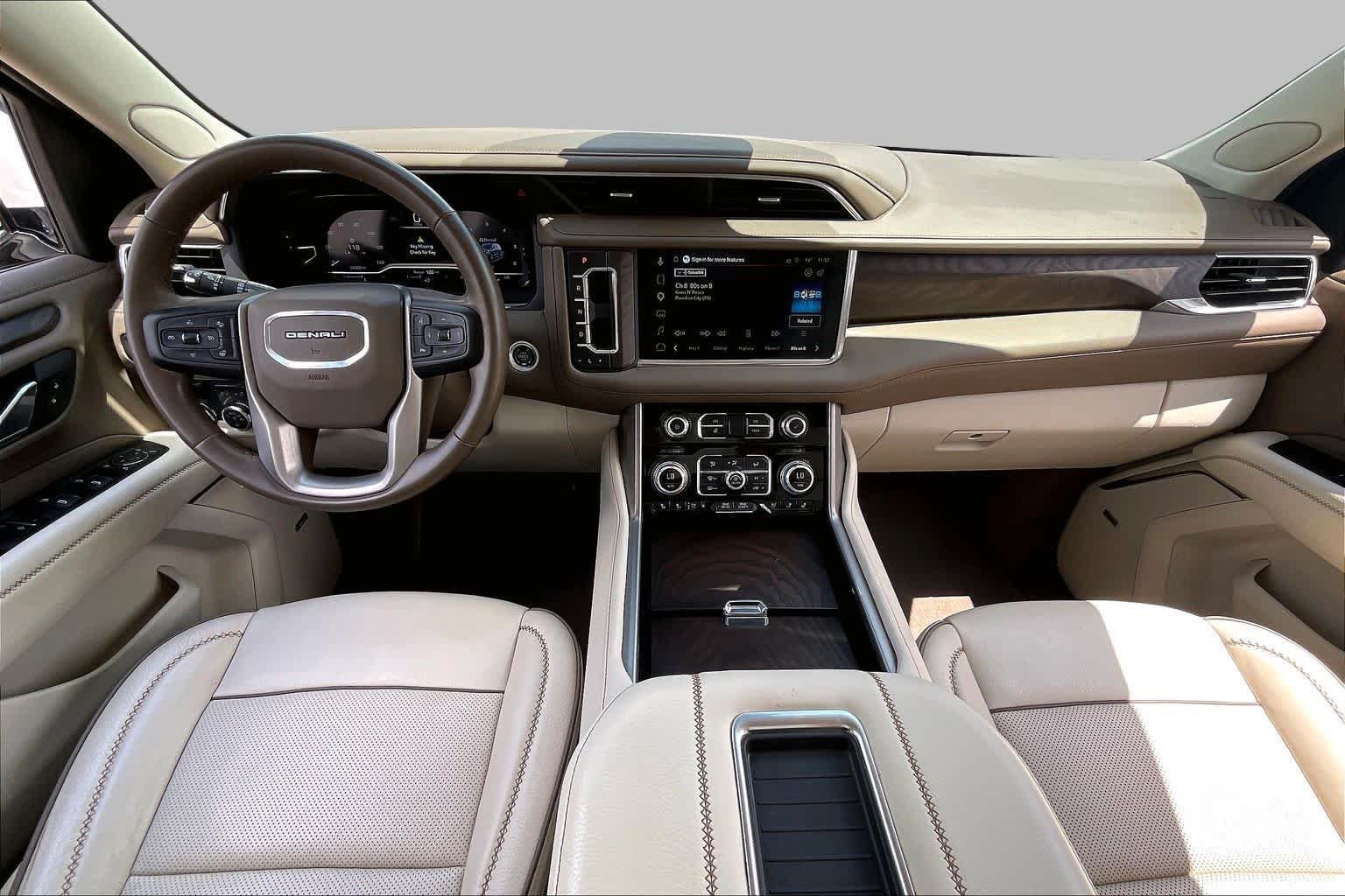 Used 2024 White Frost Tricoat GMC Denali image 14