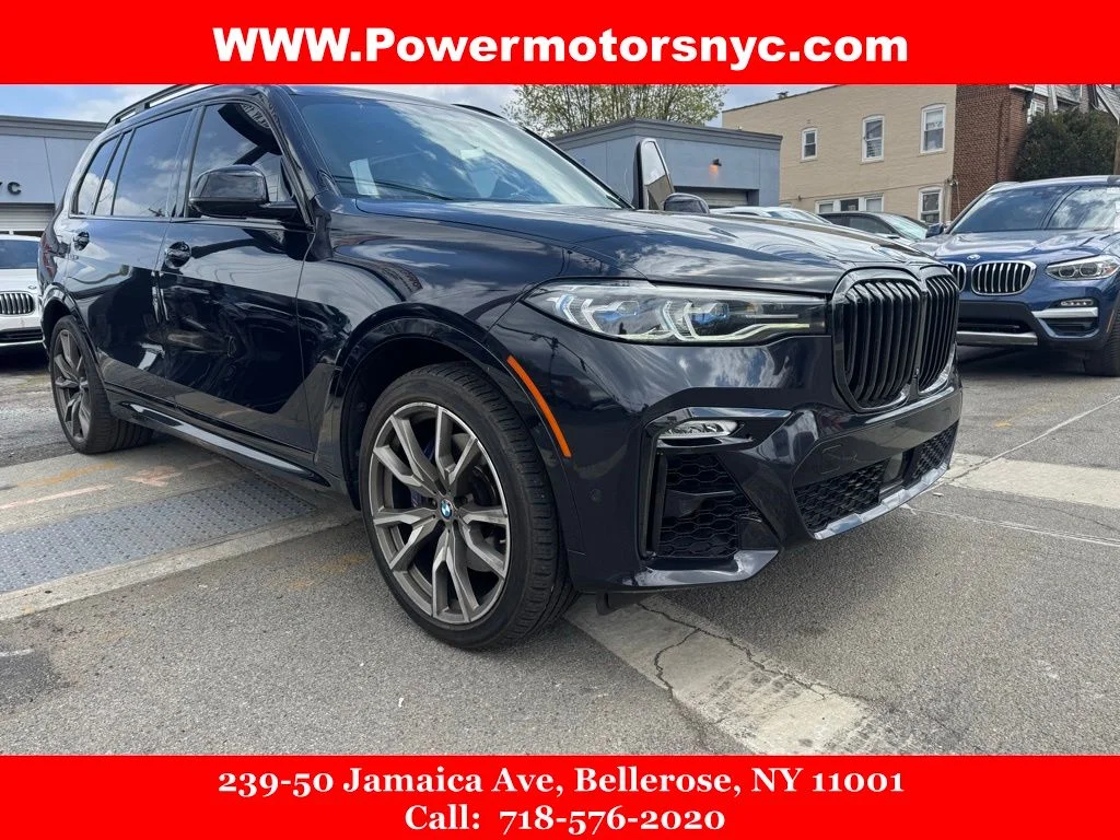 2020 BMW X7 M50i's photo