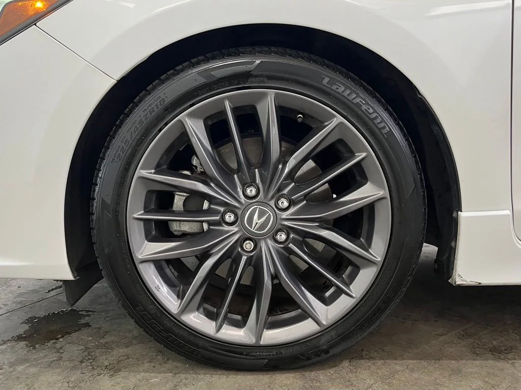 Used 2019 White Acura Technology & A-Spec Packages image 16