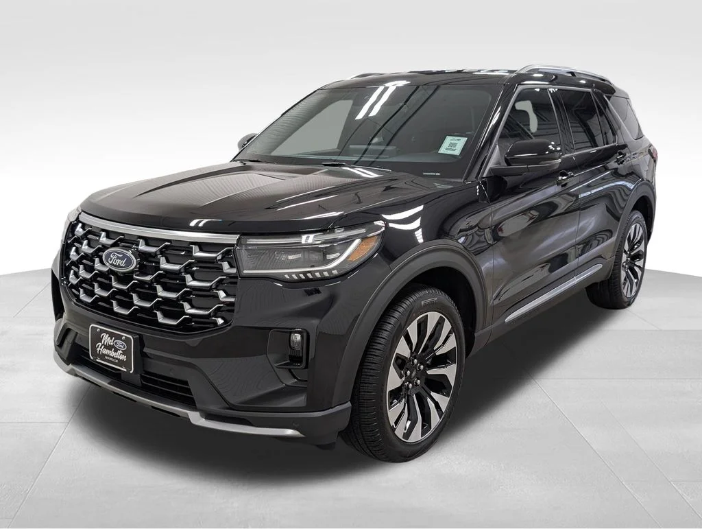 New 2026 Agate Black Metallic Ford Platinum™ image 17