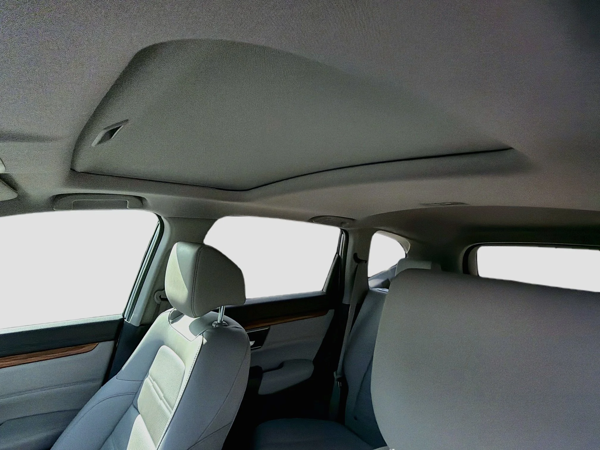 Used 2019 Lunar Silver Metallic Honda EX-L image 25