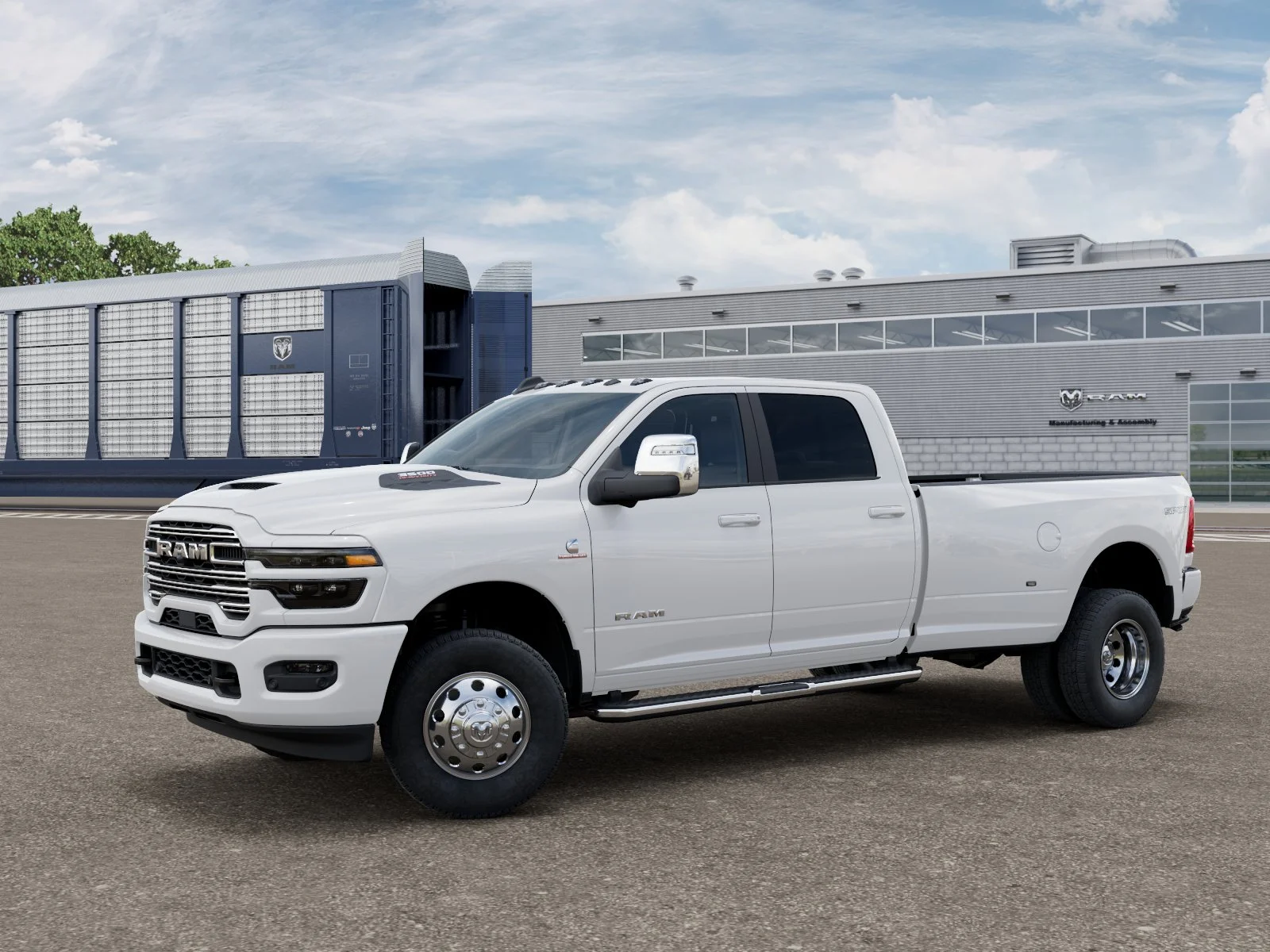New 2026 Bright White Clear-Coat Exterior Paint RAM  image 1