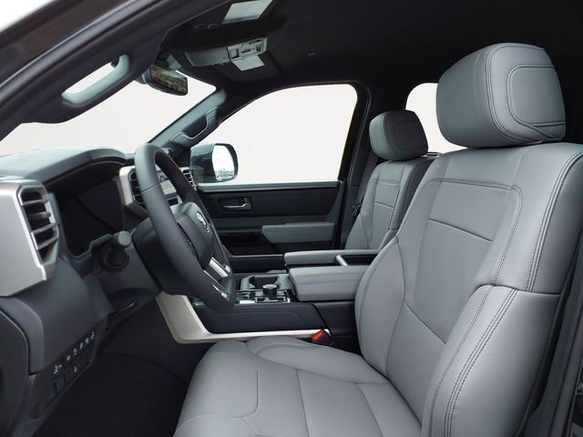 2026 Toyota Tundra Limited - Photo 9