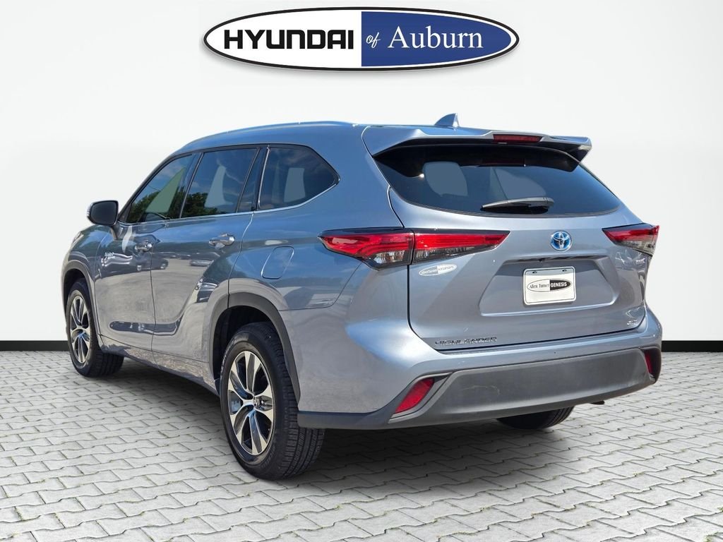 Used 2021 Blue Toyota XLE image 9
