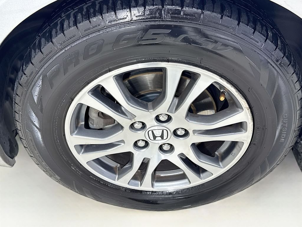 Used 2013 Silver Honda EX-L image 41