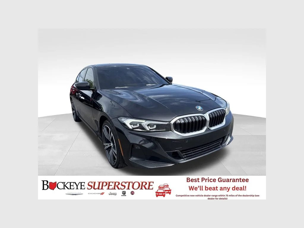 2023 BMW 3 Series 330i xDrive Sedan's photo