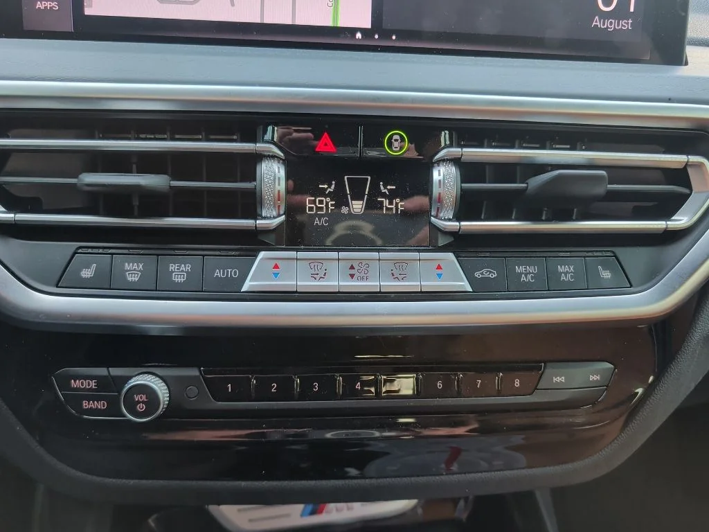Used 2024 Gray BMW M40i image 10