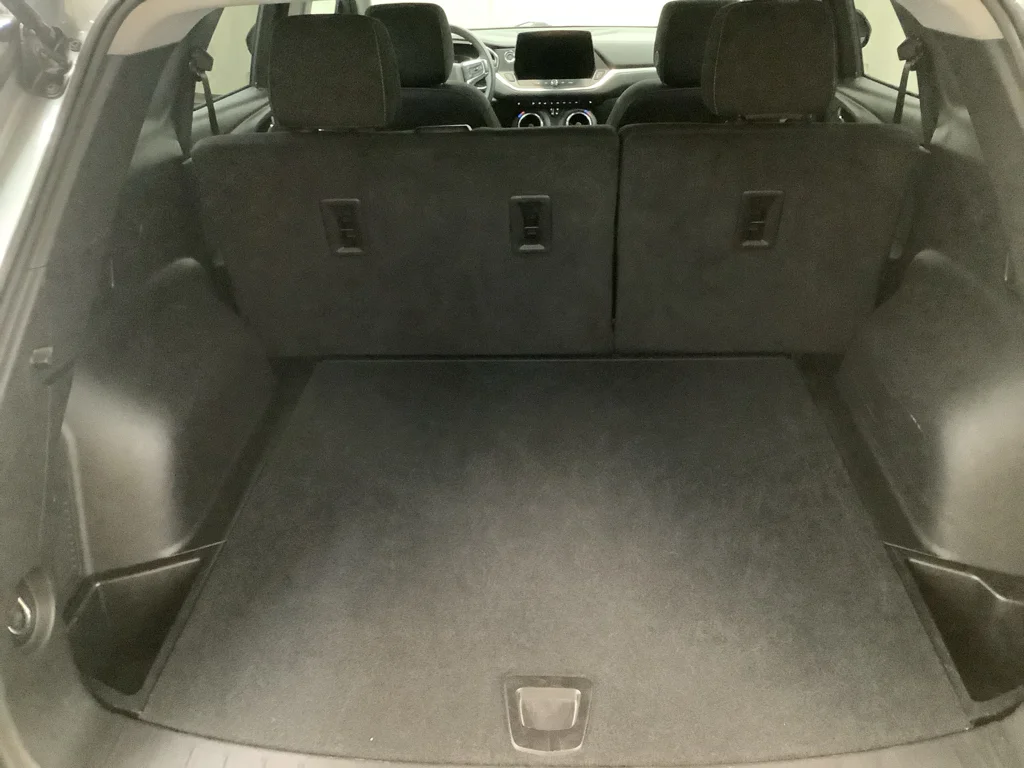 Used 2025 Sterling Gray Metallic Chevrolet LT image 8