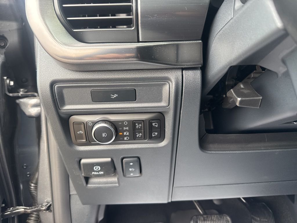 New 2026 Carbonized Gray Metallic Ford Lariat image 22