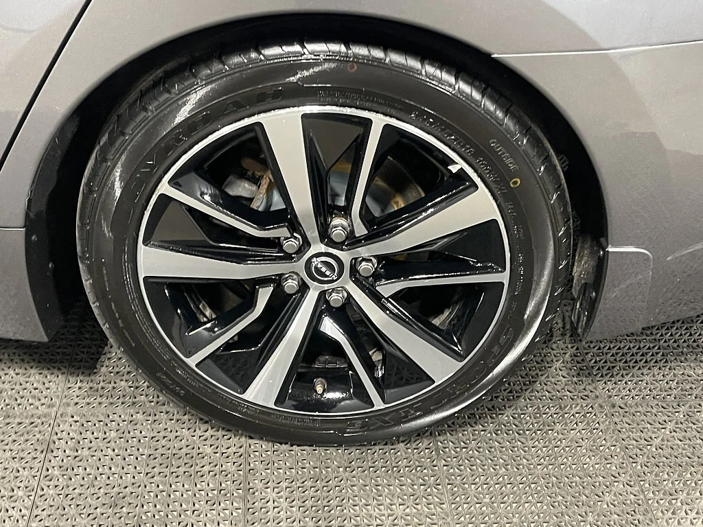2023 Nissan Maxima SL - Photo 17
