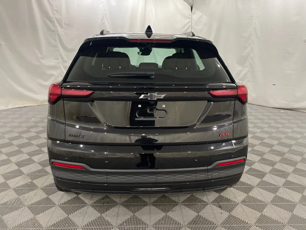 2027 Chevrolet Bolt RS - Photo 6