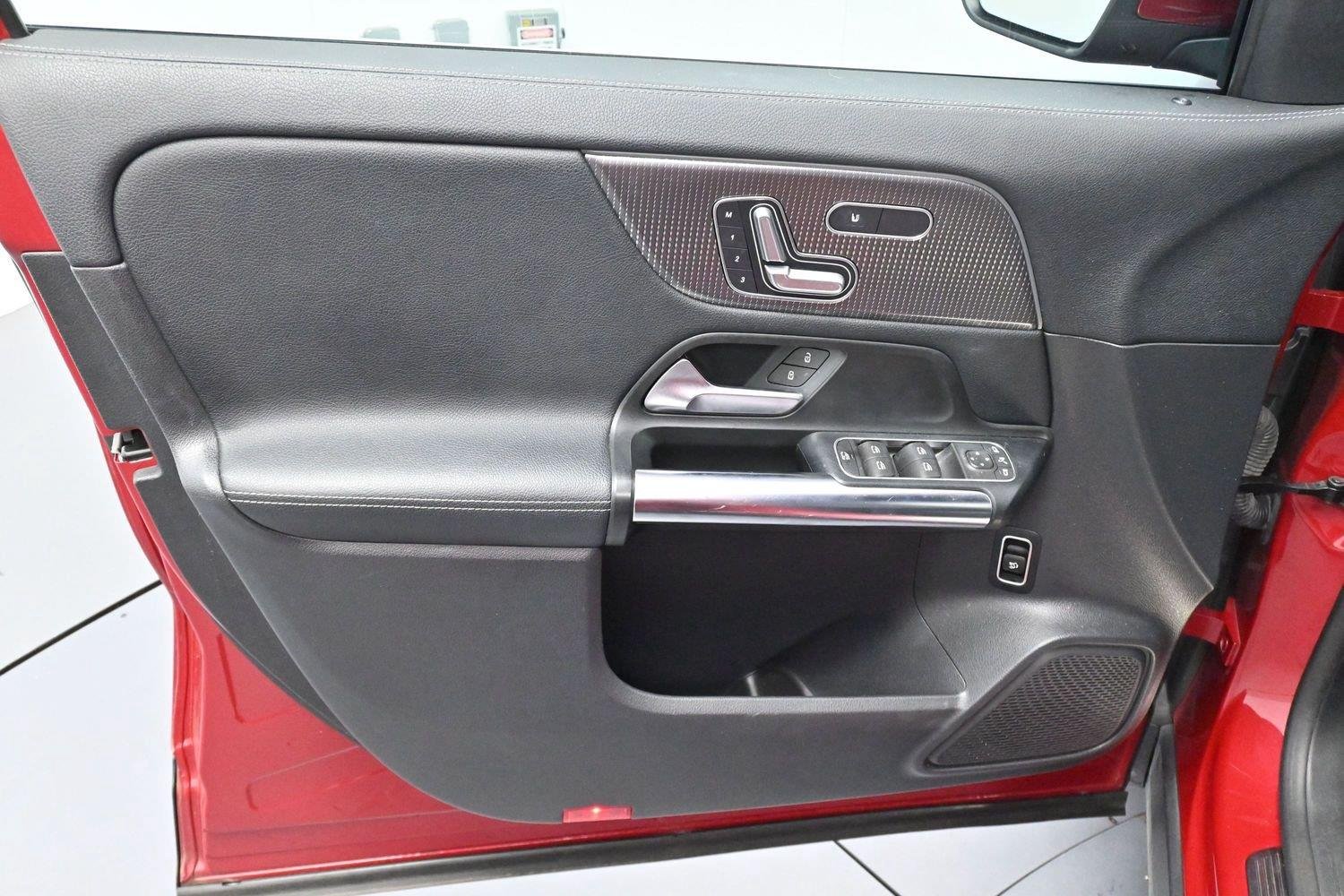 Used 2021 Patagonia Red Metallic Mercedes-Benz GLA 250 image 11