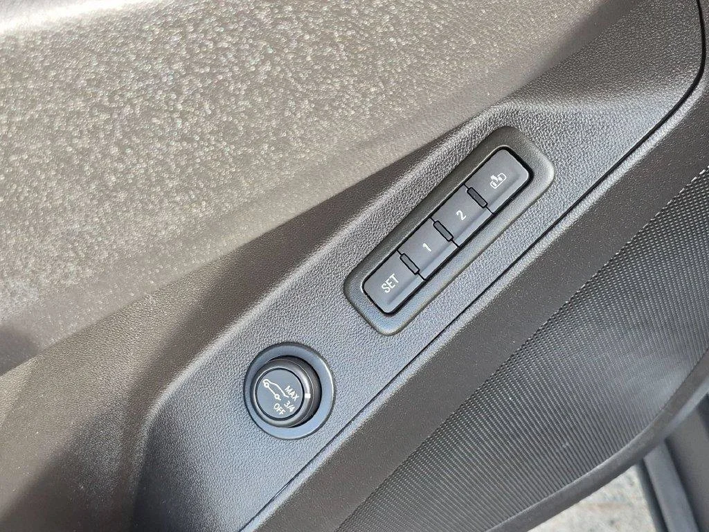 Used 2024 Gray Chevrolet Premier image 12