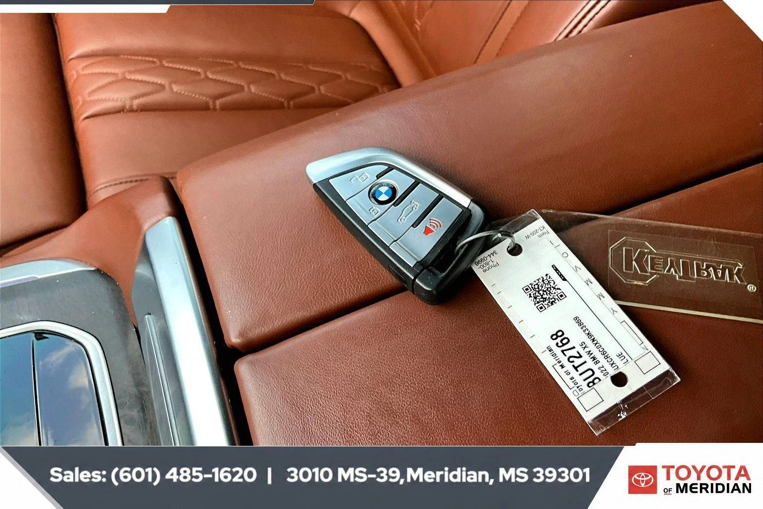 Used 2022 Phytonic Blue Metallic BMW xDrive40i image 9