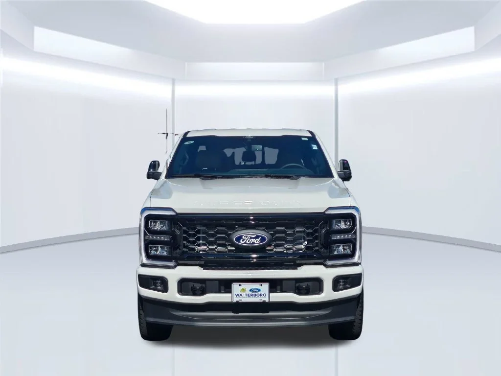 New 2027 Glacier Gray Metallic Tri-Coat Ford F-250® Lariat® image 17