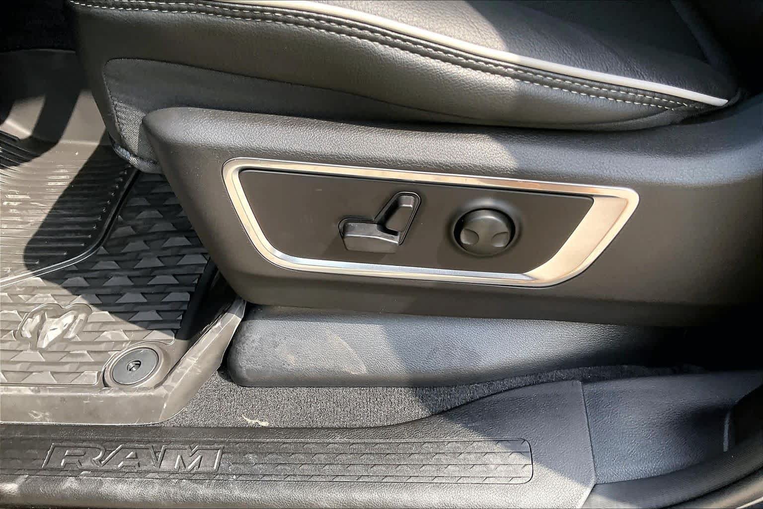 New 2026 Forged Blue Metallic Exterior Paint RAM Laramie image 17