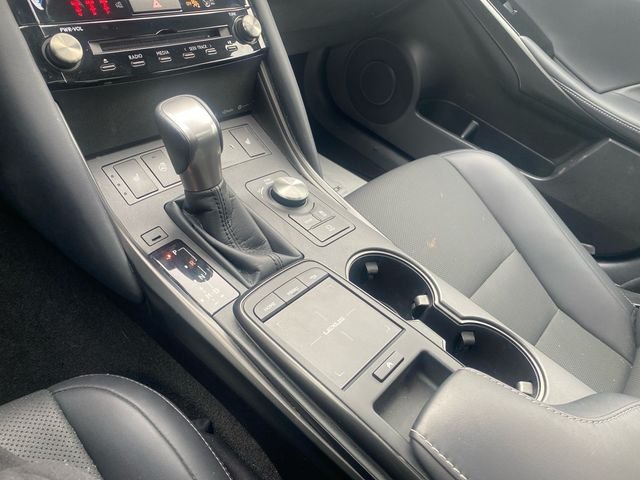 Used 2024 White Lexus 300 image 15