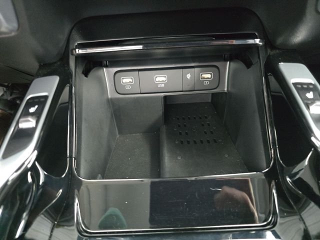 Used 2023 Gray Kia SX image 23