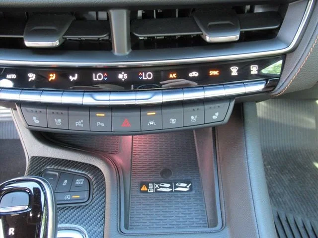 Used 2025 Black Cadillac Premium Luxury image 27