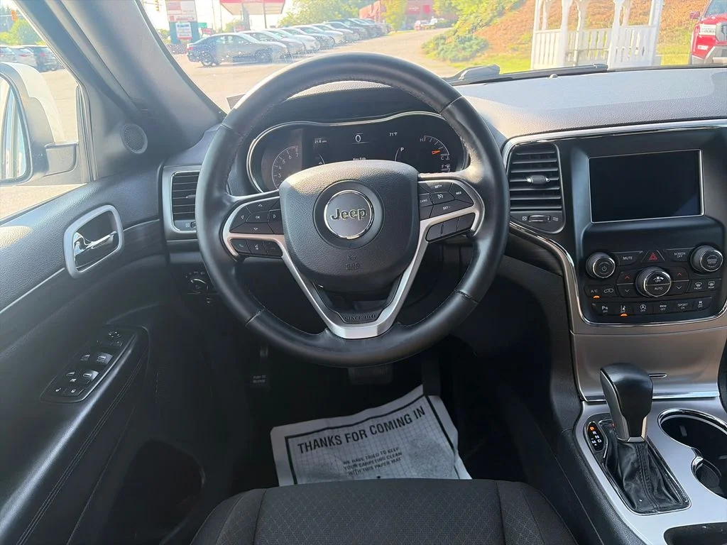 Used 2020 White Jeep Laredo E image 14