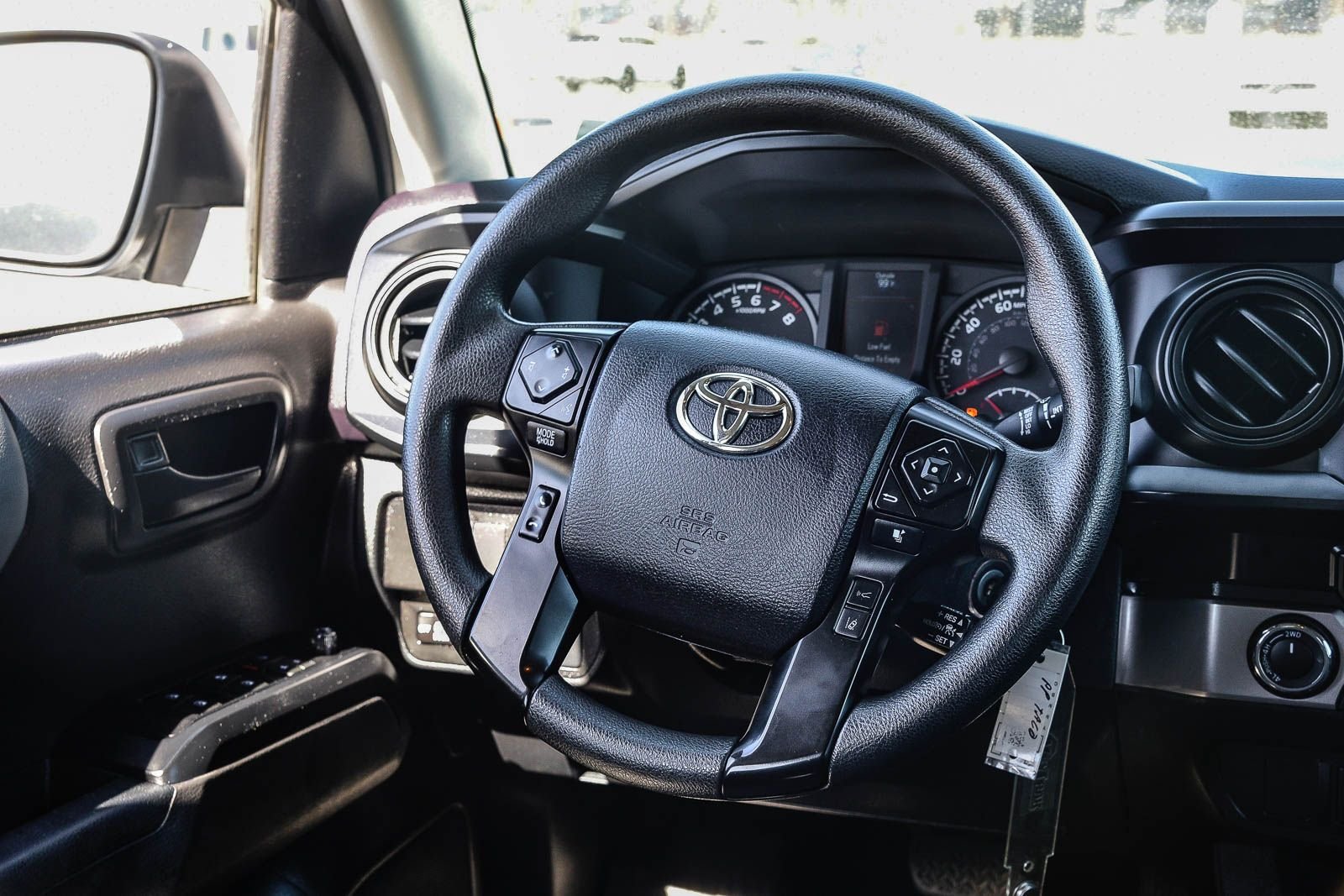 2023 Toyota Tacoma SR - Photo 18