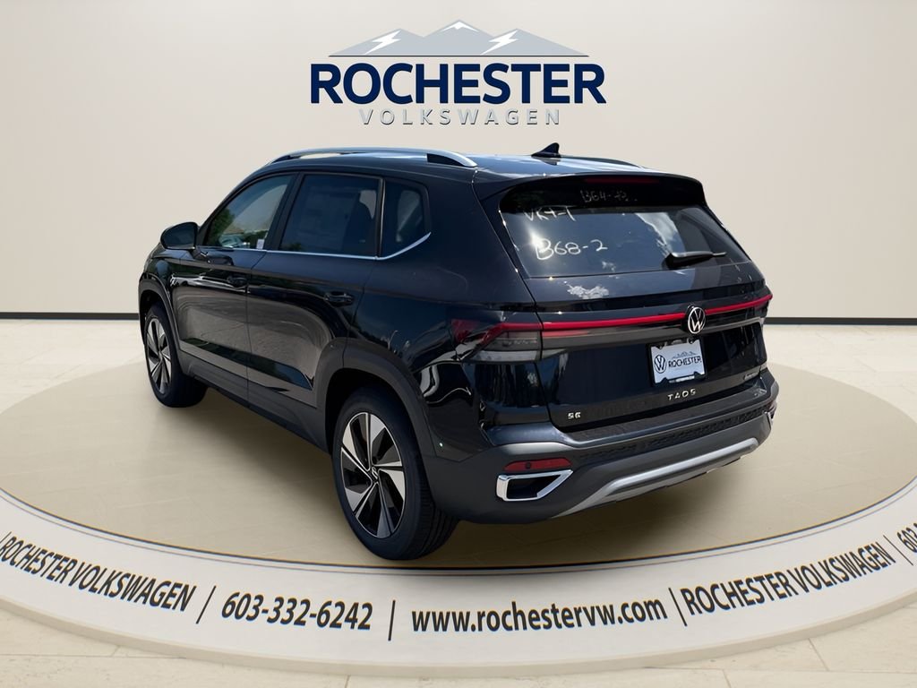 New 2026 Deep Black Pearl Volkswagen 1.5T SE image 4