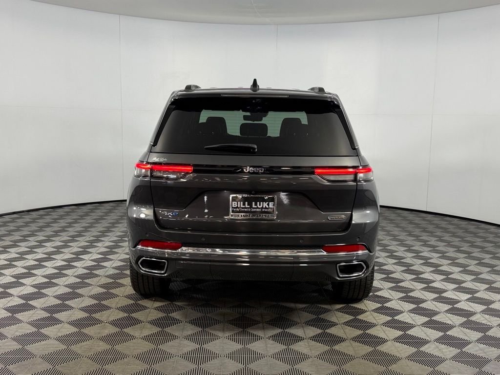 Certified Used 2022 Gray Jeep Overland 4xe image 7