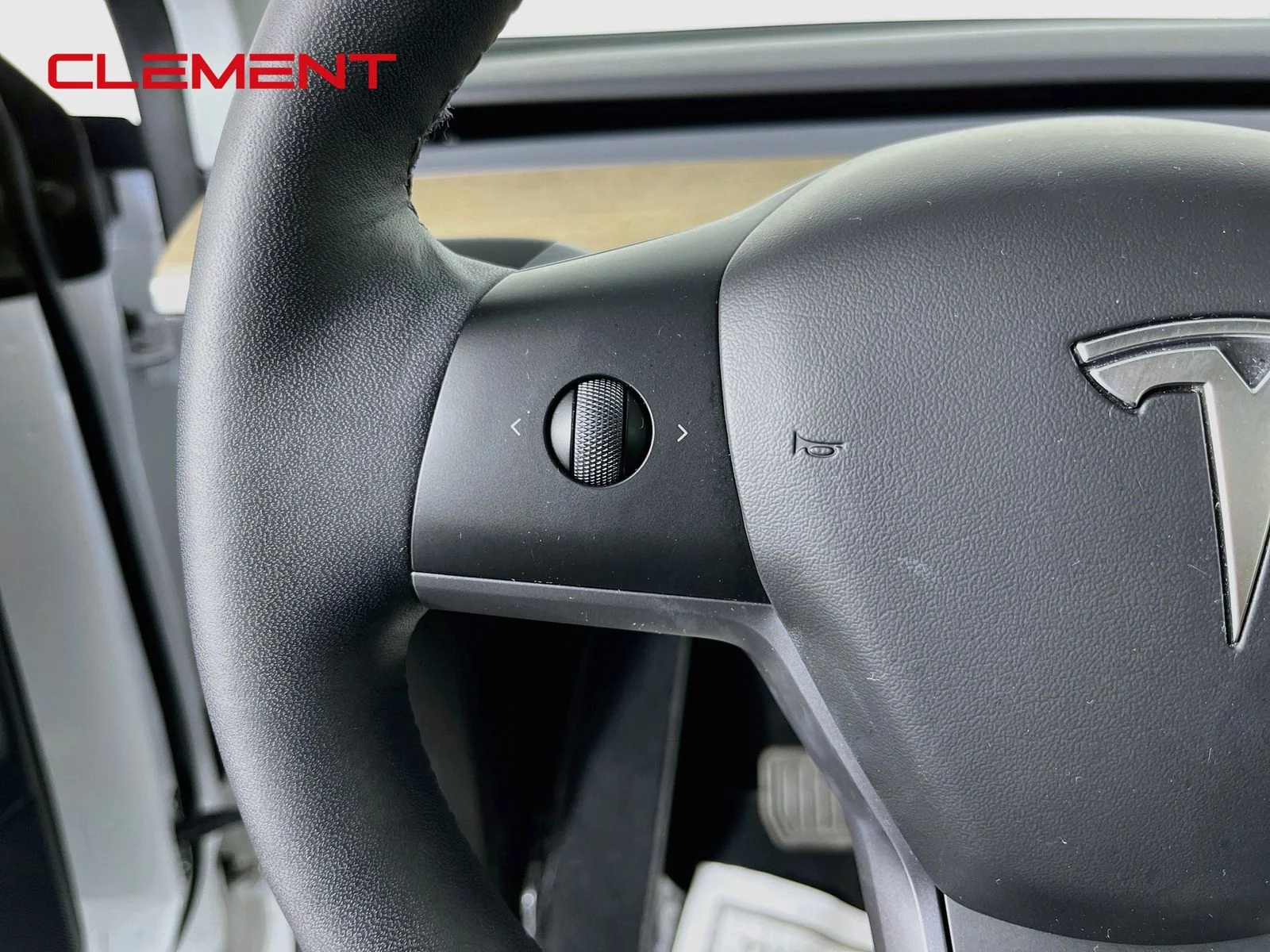 Used 2023 White Tesla Long Range image 13