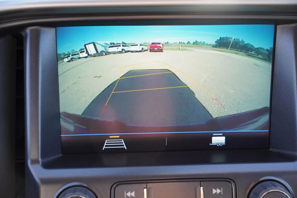 Used 2022 Blue Chevrolet LT image 33