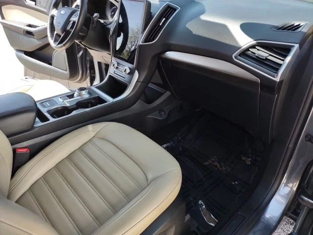 Used 2024 Gray Metallic Ford SEL image 26