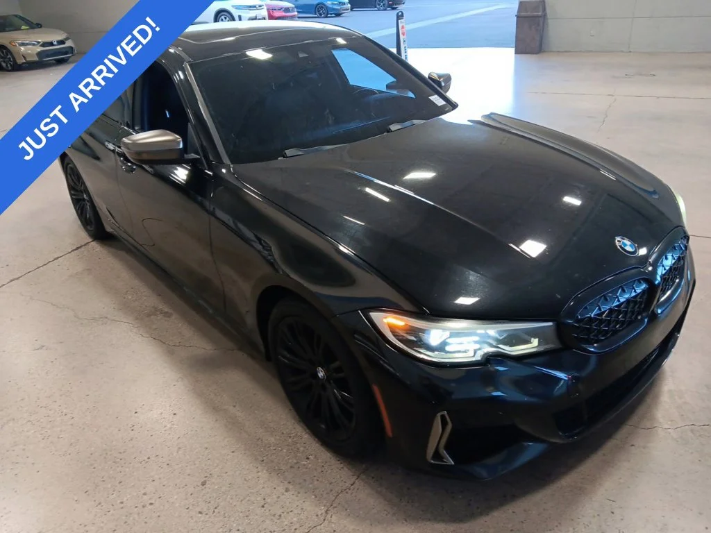 Used 2020 Black Sapphire Metallic BMW M340i xDrive image 2
