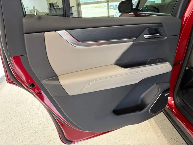 2026 GMC Acadia Elevation - Photo 48