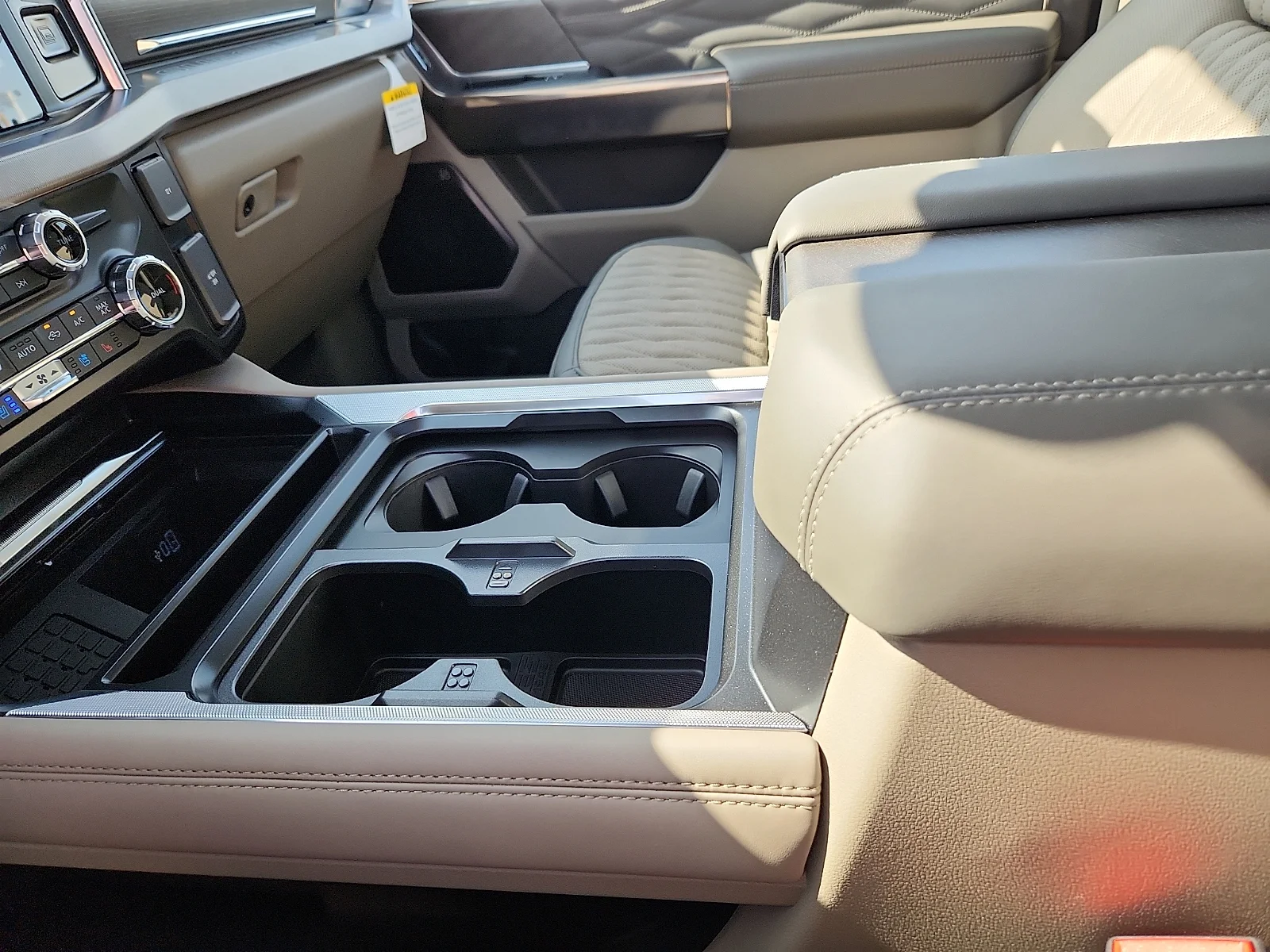 New 2026 Marsh Gray Ford Platinum image 25
