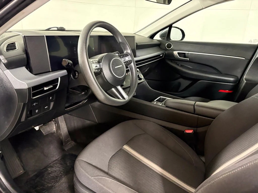 Used 2024 Gray Hyundai SEL image 22