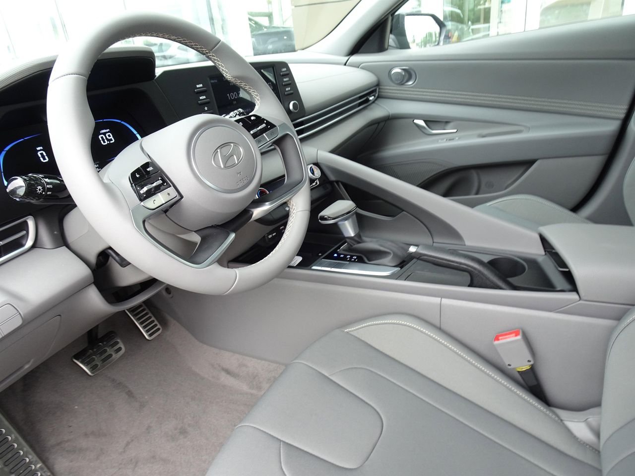 New 2026 Black Hyundai SEL Sport image 11