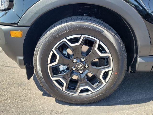 New 2026 Shadow Black Ford Outer Banks® image 21