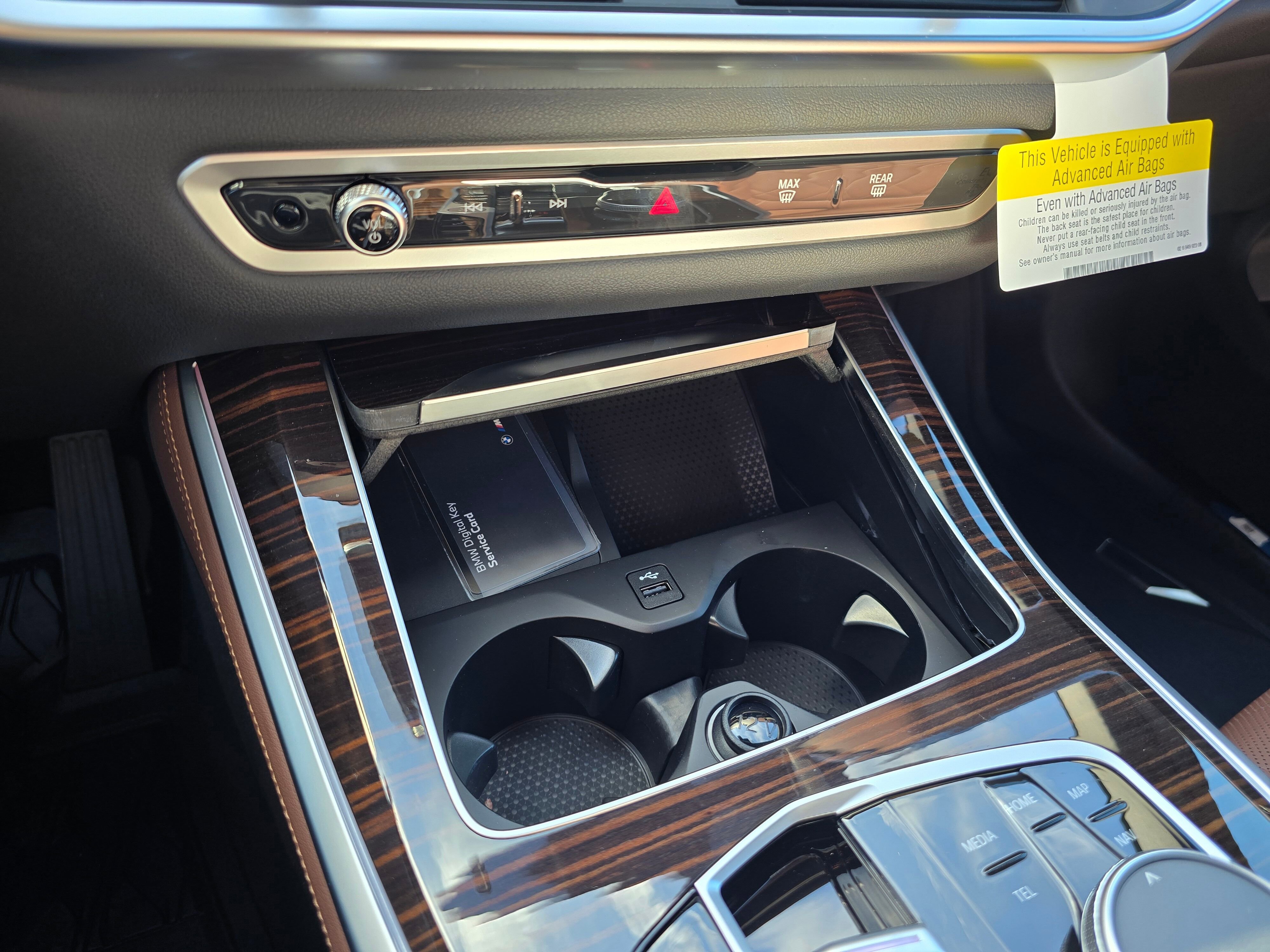 New 2026 Mineral White Metallic BMW xDrive50e image 51