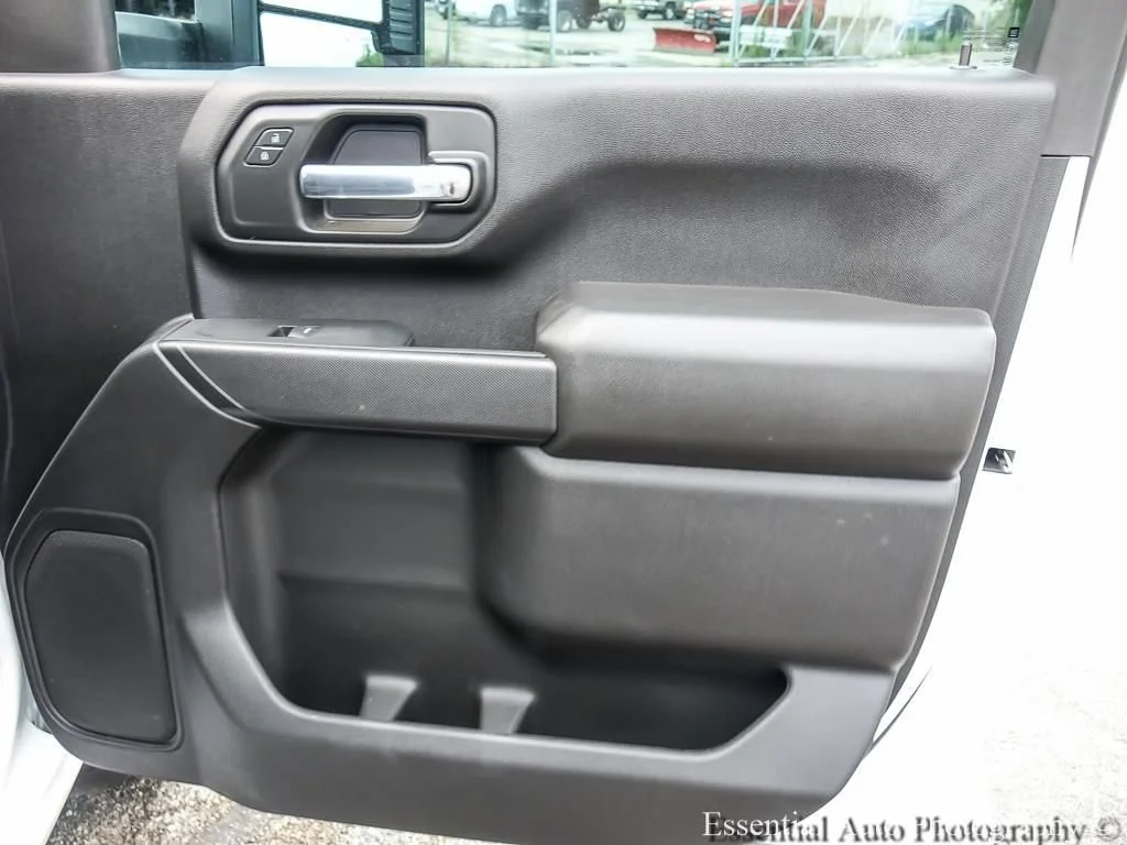 Used 2024 Summit White Chevrolet WT DRW image 23
