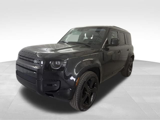 2026 Land Rover Defender 110 X-Dynamic SE P400's photo