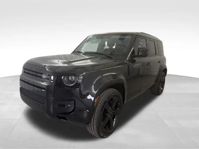 2026 Land Rover Defender 110 X-Dynamic SE P400's photo