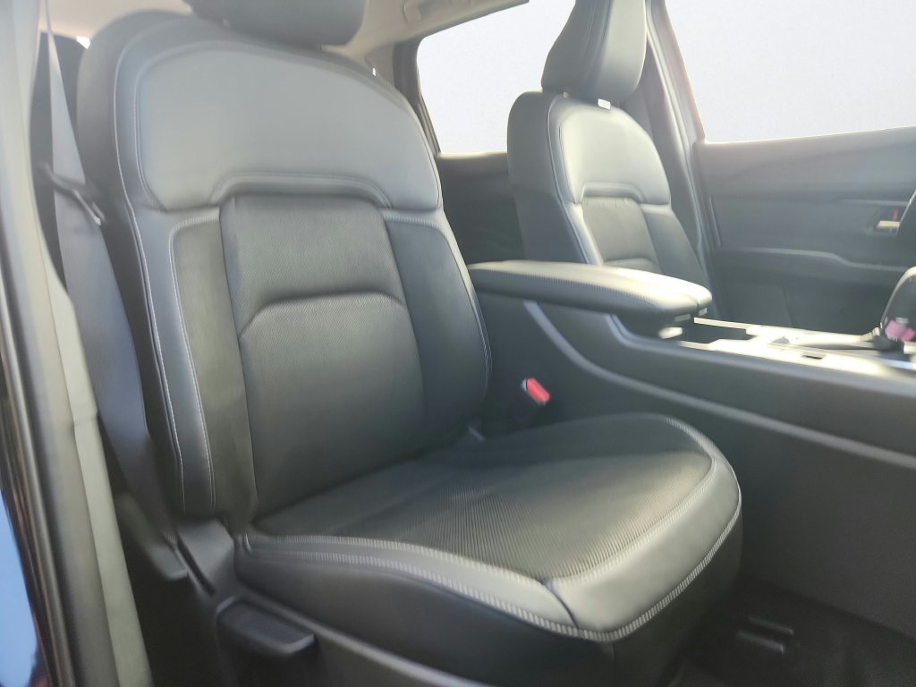 New 2026 Navy Blue Mica Mazda 2.5 S Select AWD image 24